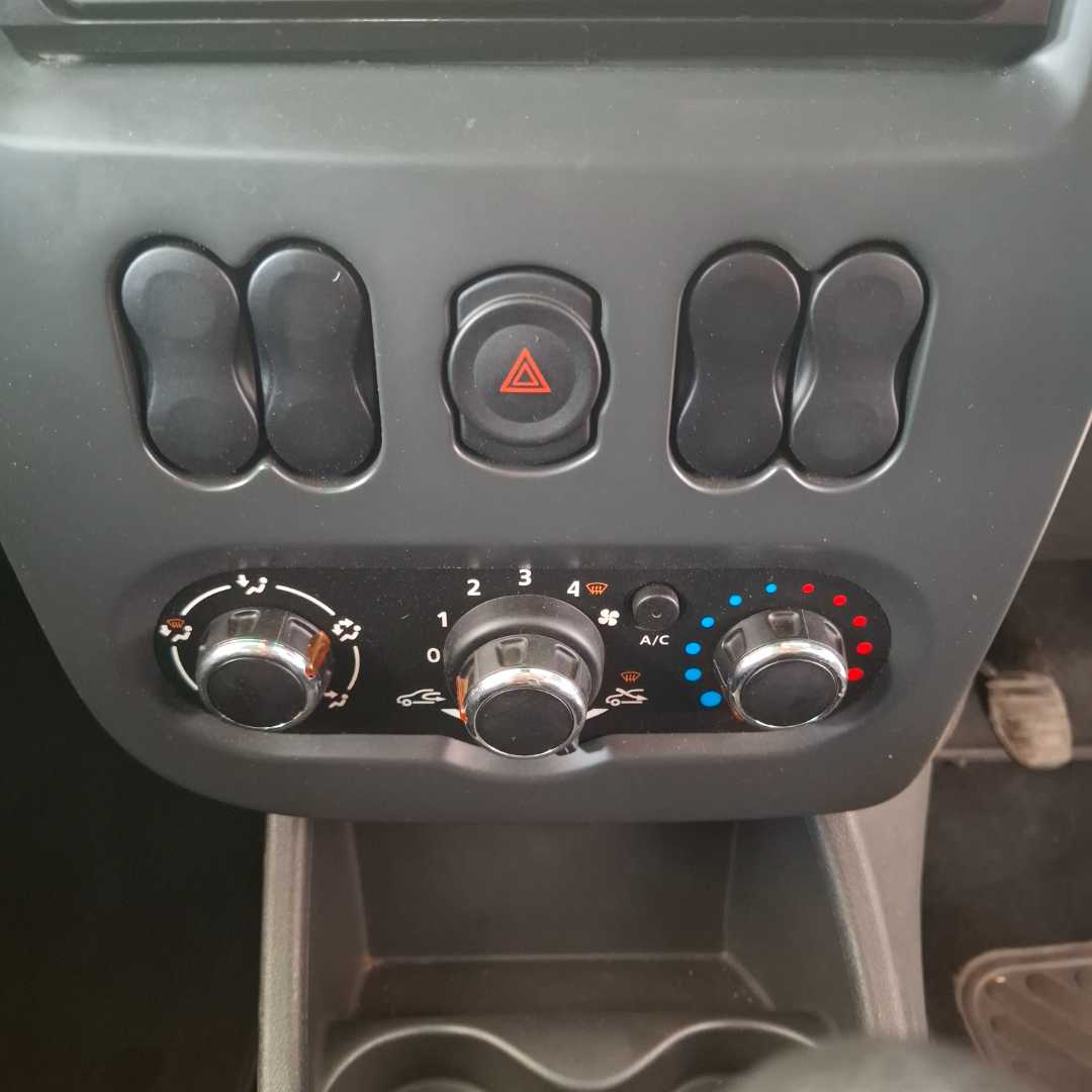 Photo 16 of 21