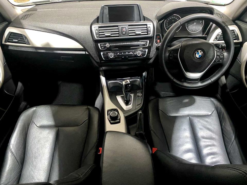 Photo 14 of 20