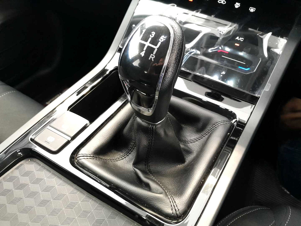 Photo 17 of 21
