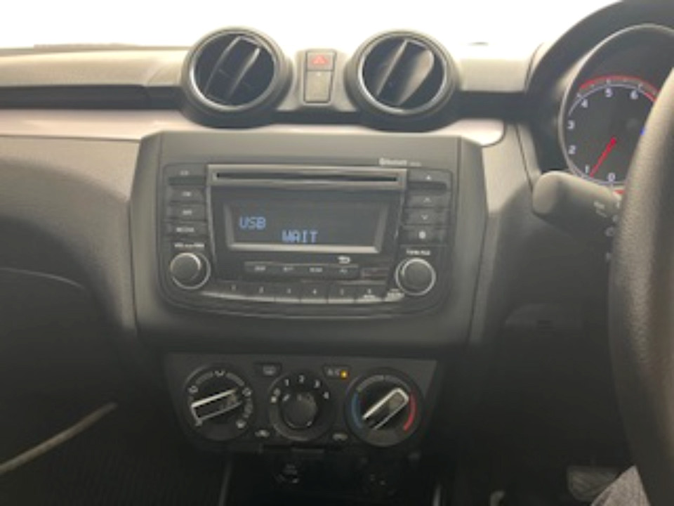 Photo 16 of 24