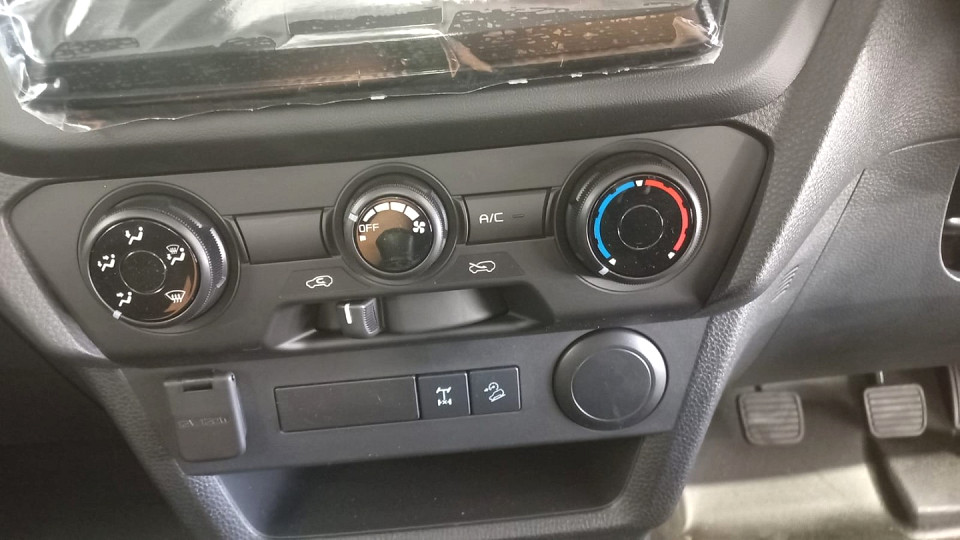 Photo 18 of 21