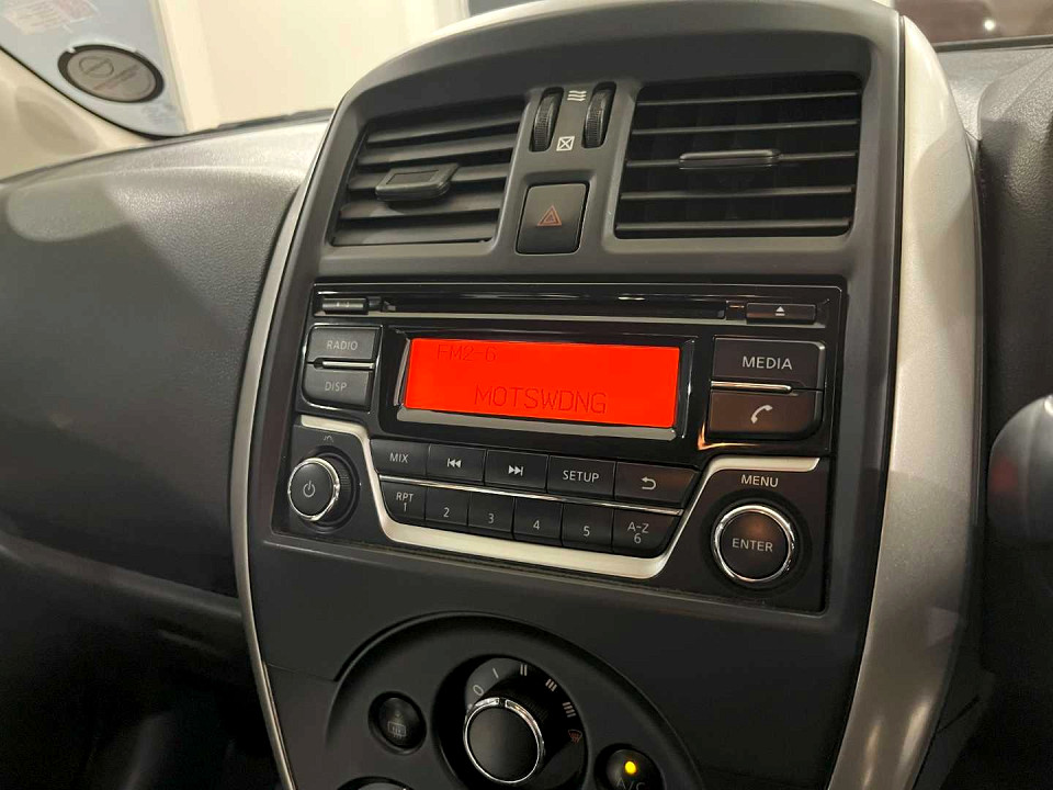 Photo 17 of 21