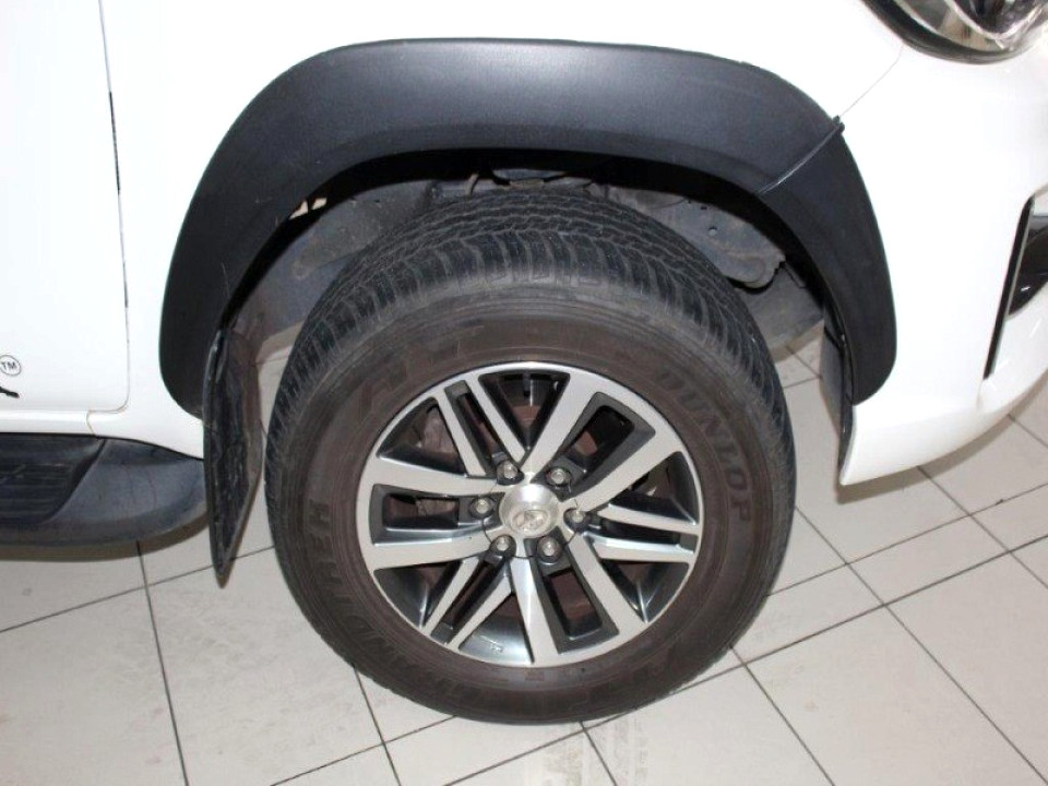 Photo 4 of 14