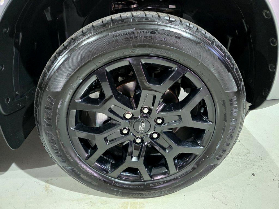Photo 17 of 19