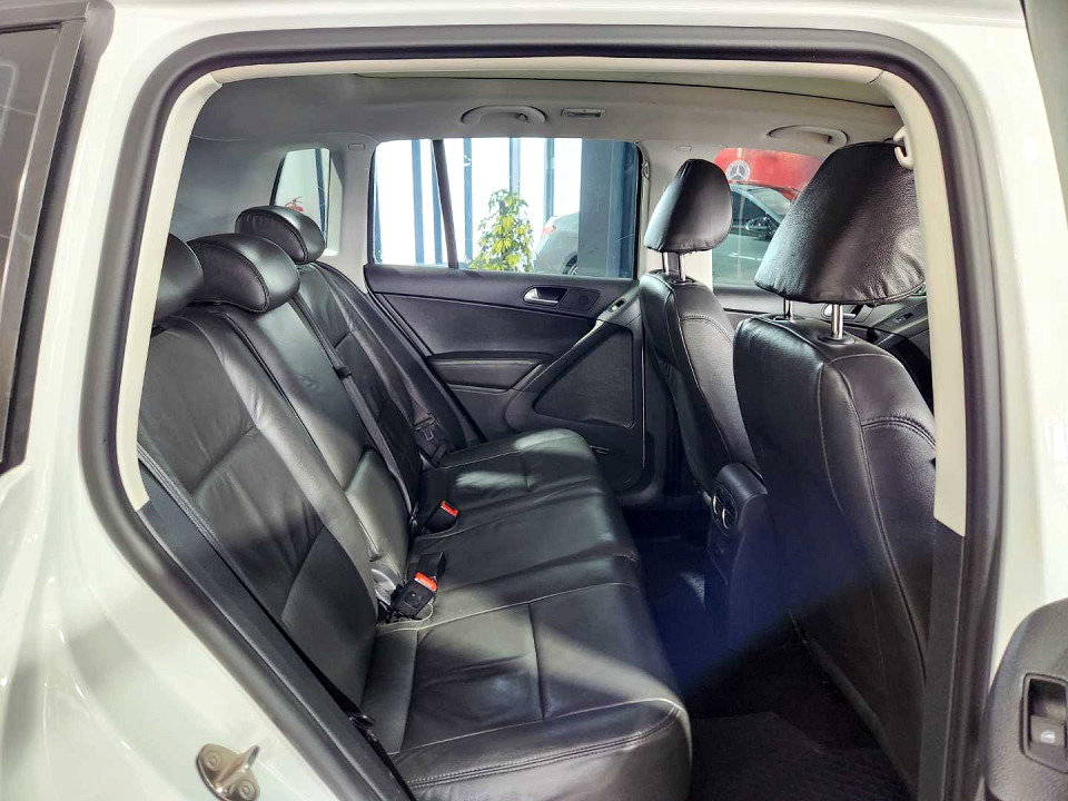 Photo 17 of 20