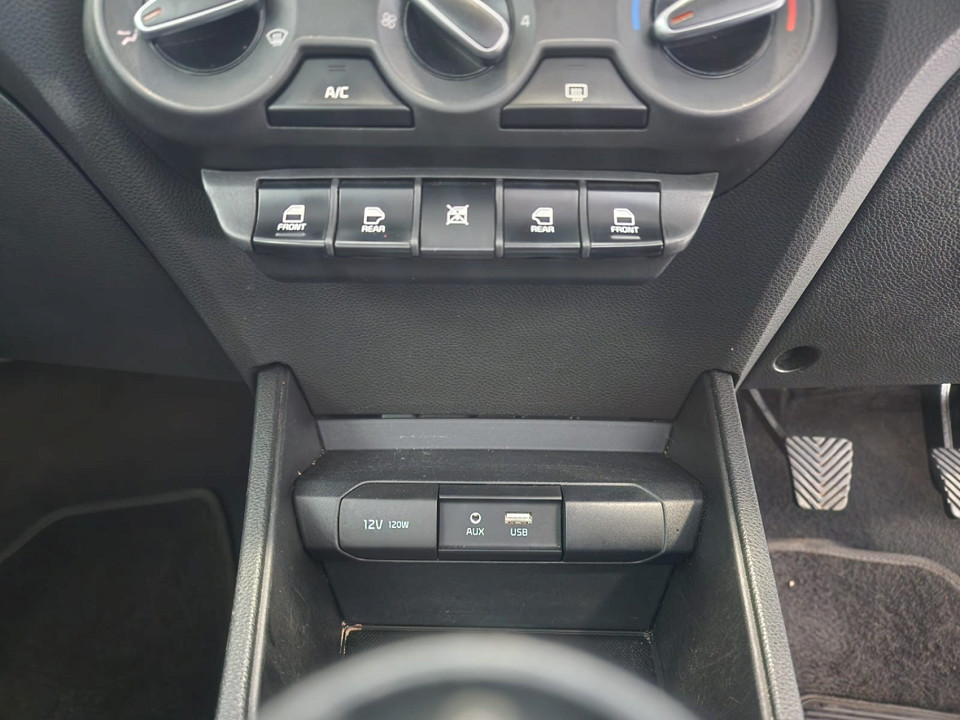 Photo 18 of 20