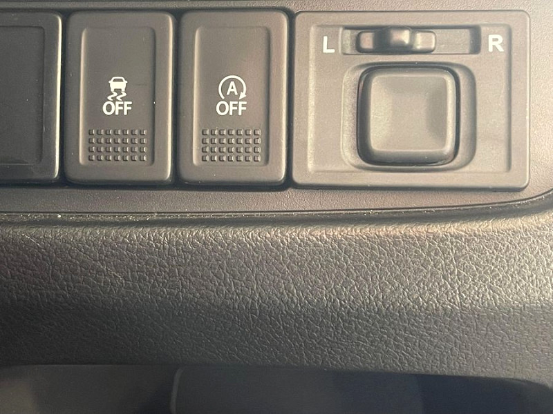 Photo 16 of 17