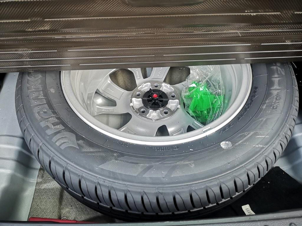 Photo 10 of 21