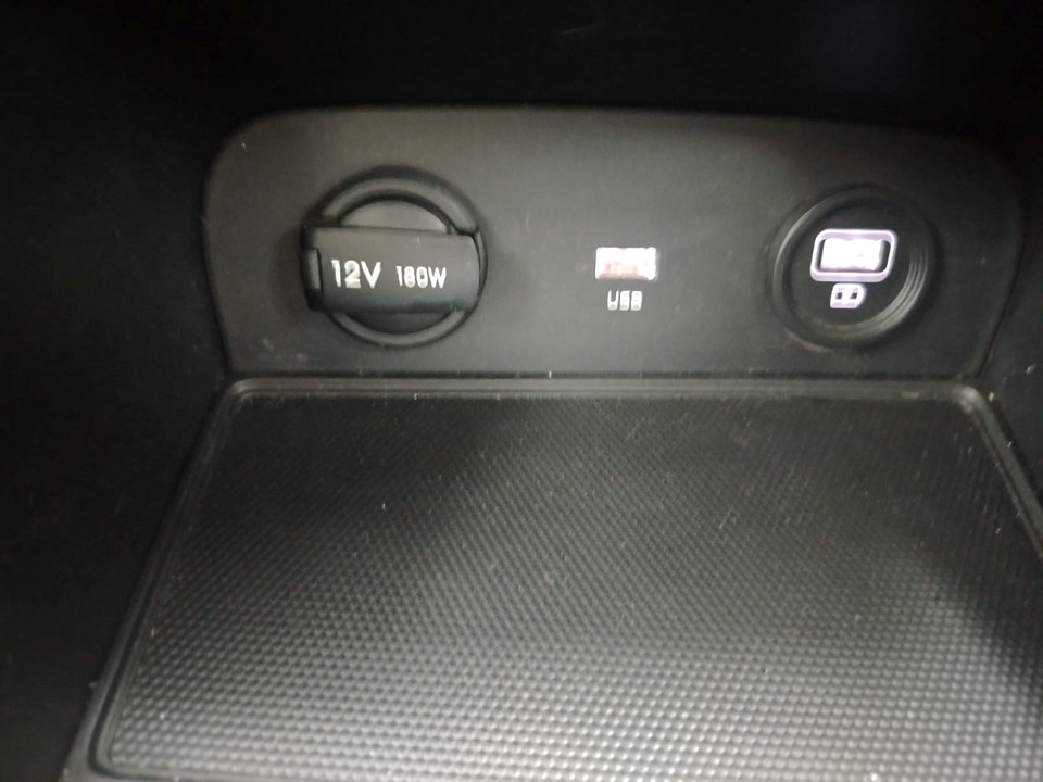 Photo 16 of 27