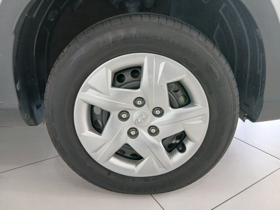Photo 5 of 21