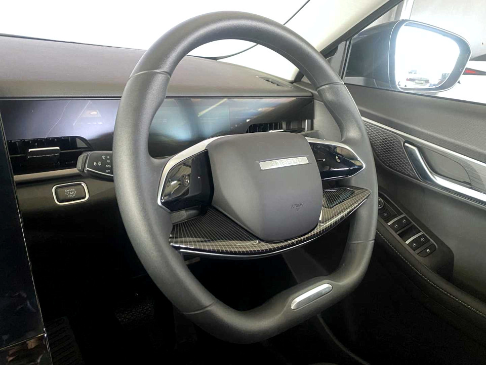 Photo 16 of 20