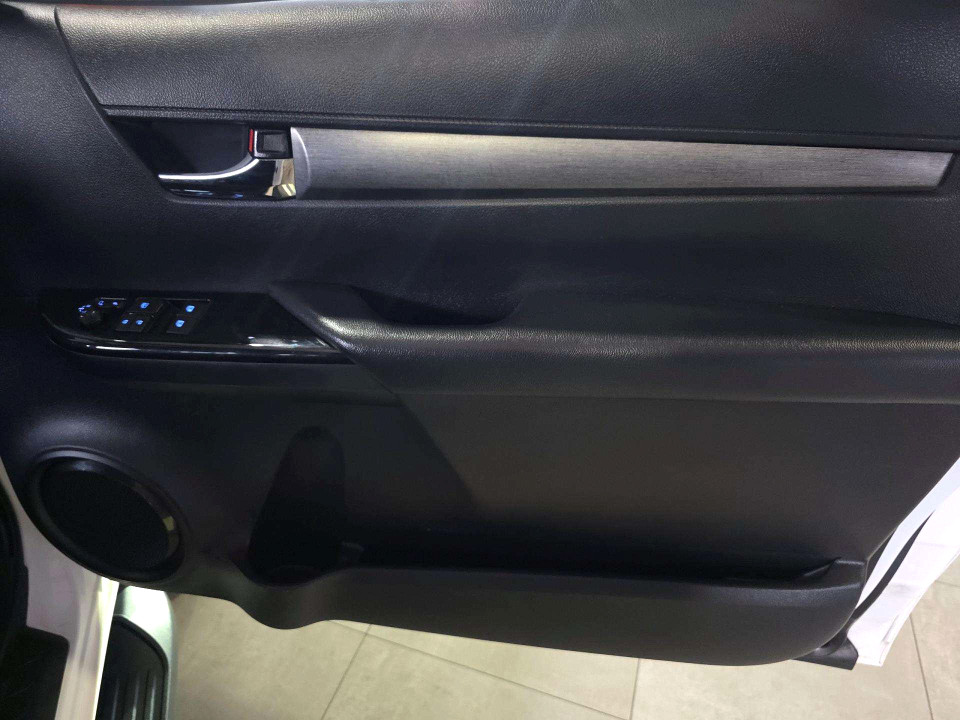 Photo 12 of 19