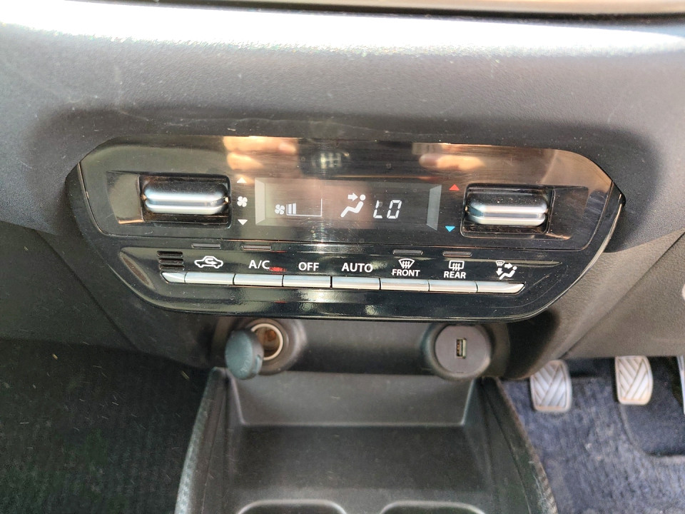 Photo 18 of 29