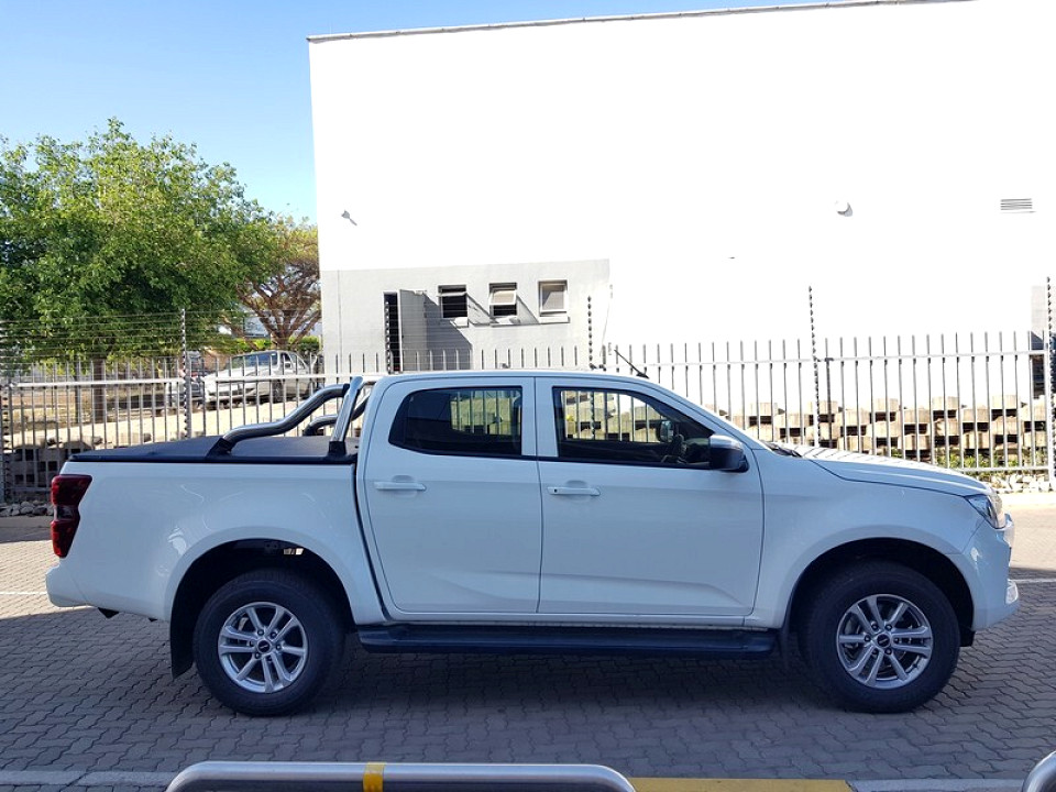 Photo 3 of 20