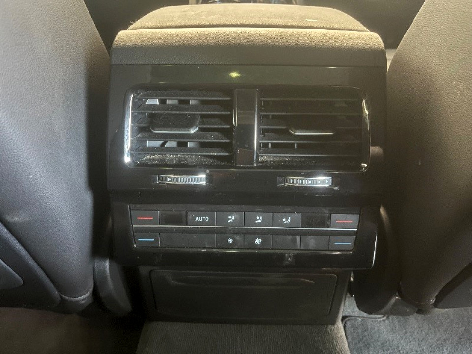 Photo 3 of 20