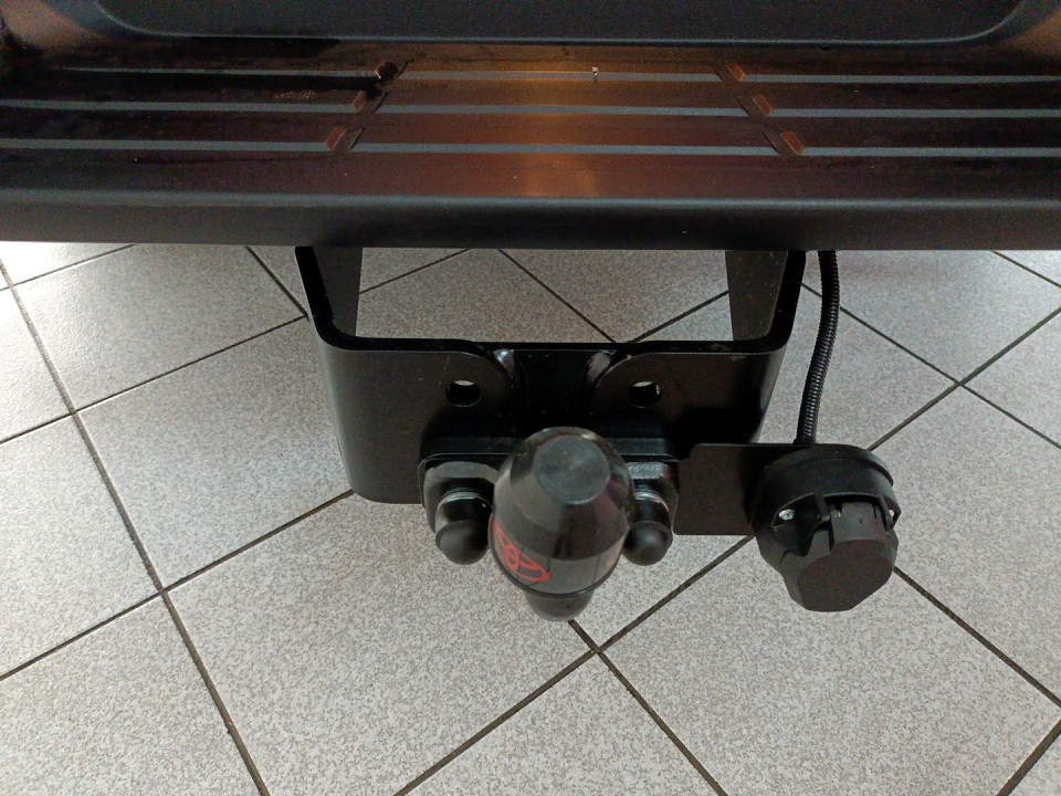 Photo 25 of 27