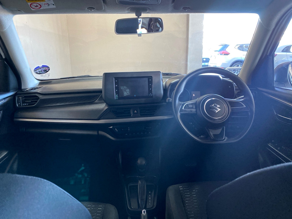 Photo 16 of 25