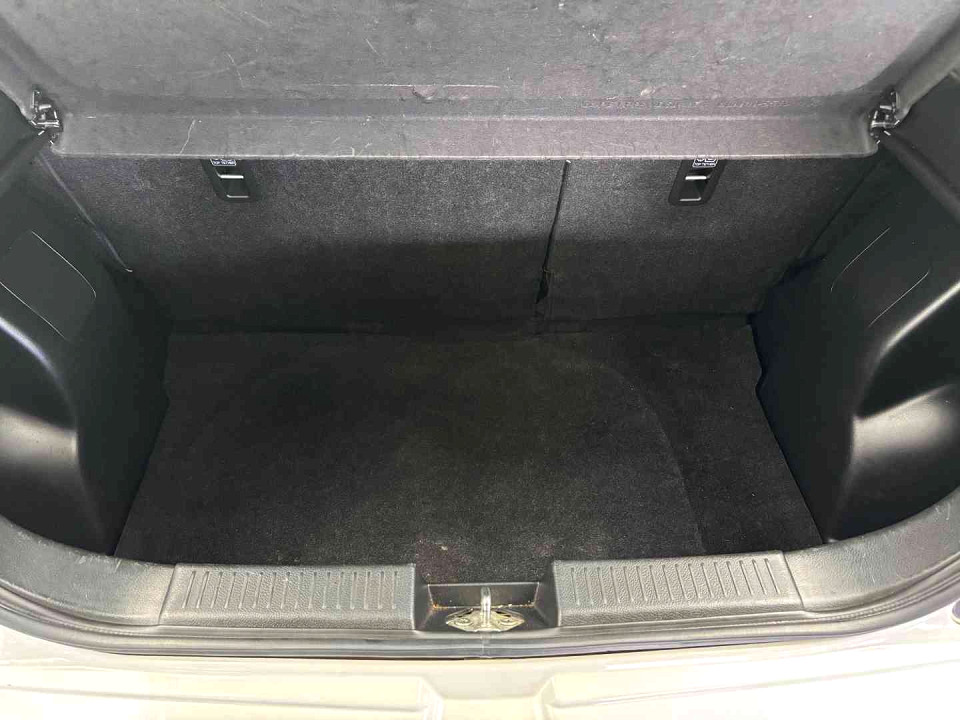 Photo 12 of 18