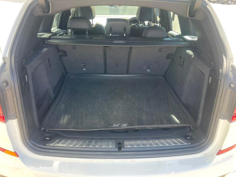 Photo 10 of 24