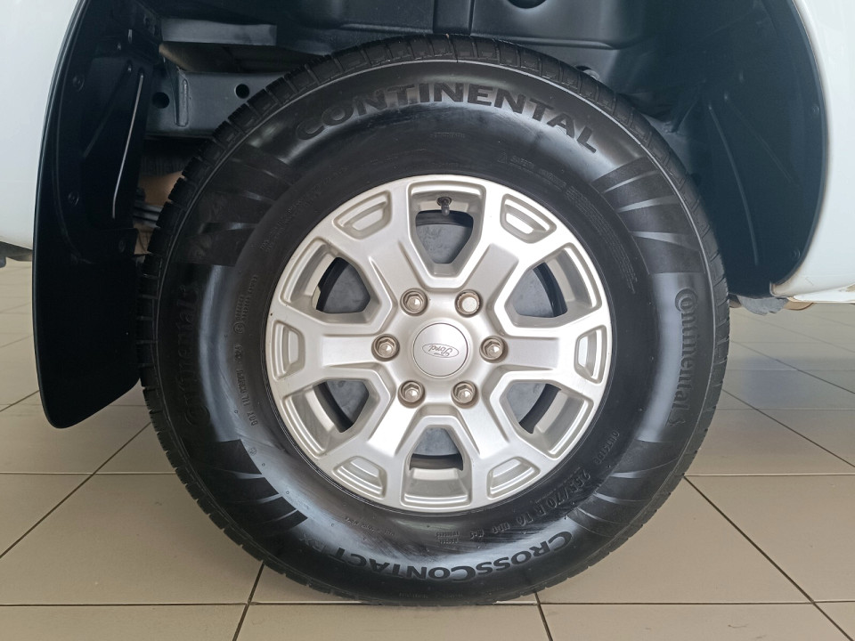 Photo 9 of 29