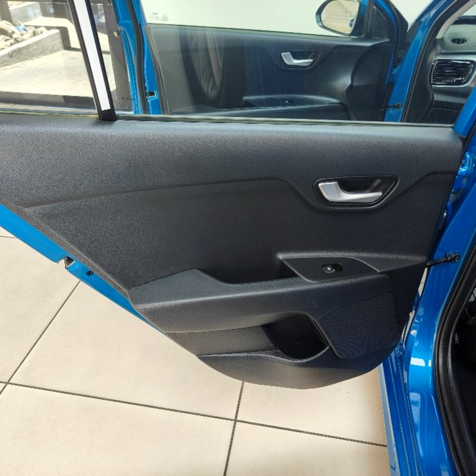 Photo 18 of 22