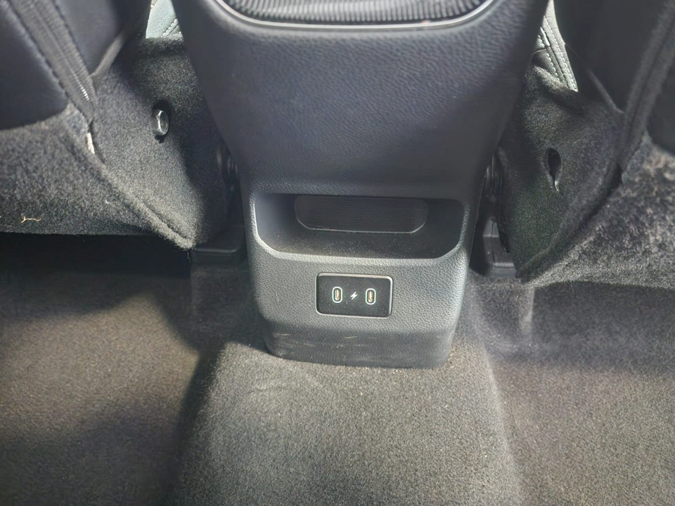 Photo 16 of 22