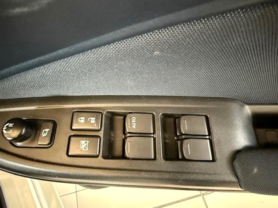 Photo 15 of 21