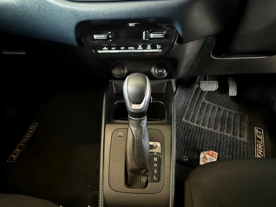 Photo 18 of 21