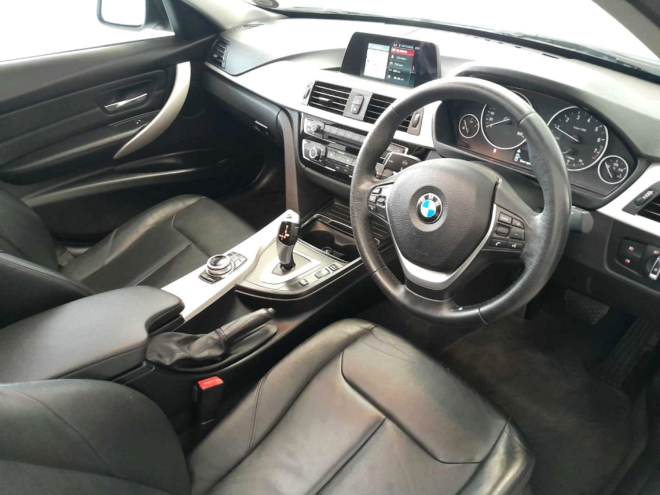 Photo 17 of 20