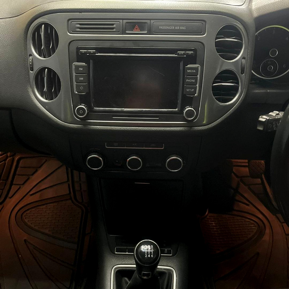 Photo 18 of 20