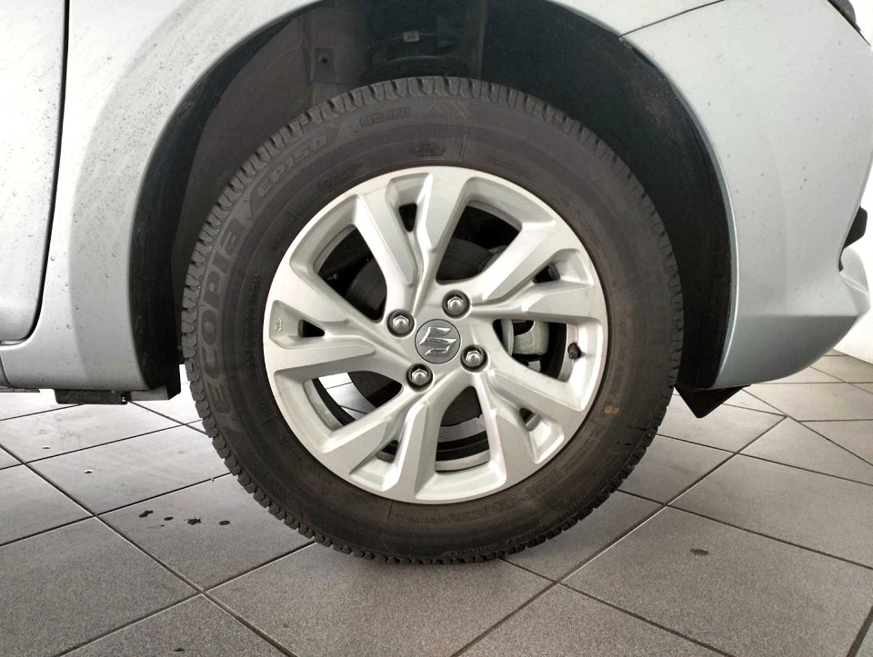 Photo 4 of 12