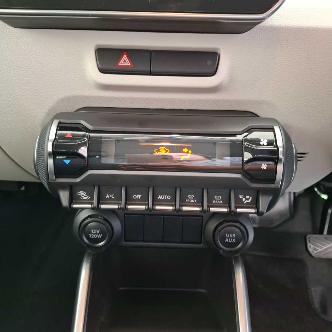 Photo 17 of 25