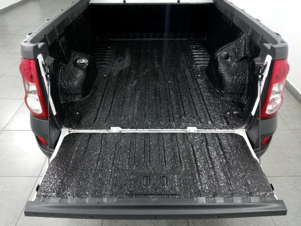 Photo 4 of 8