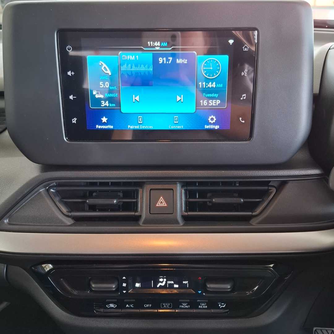 Photo 16 of 25