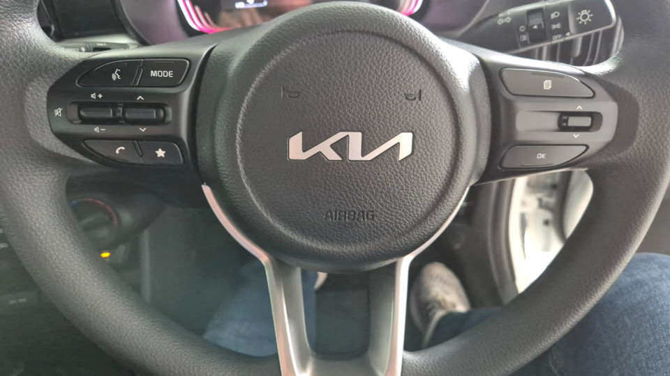 Photo 12 of 24