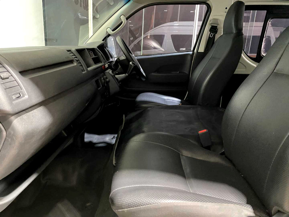 Photo 8 of 20
