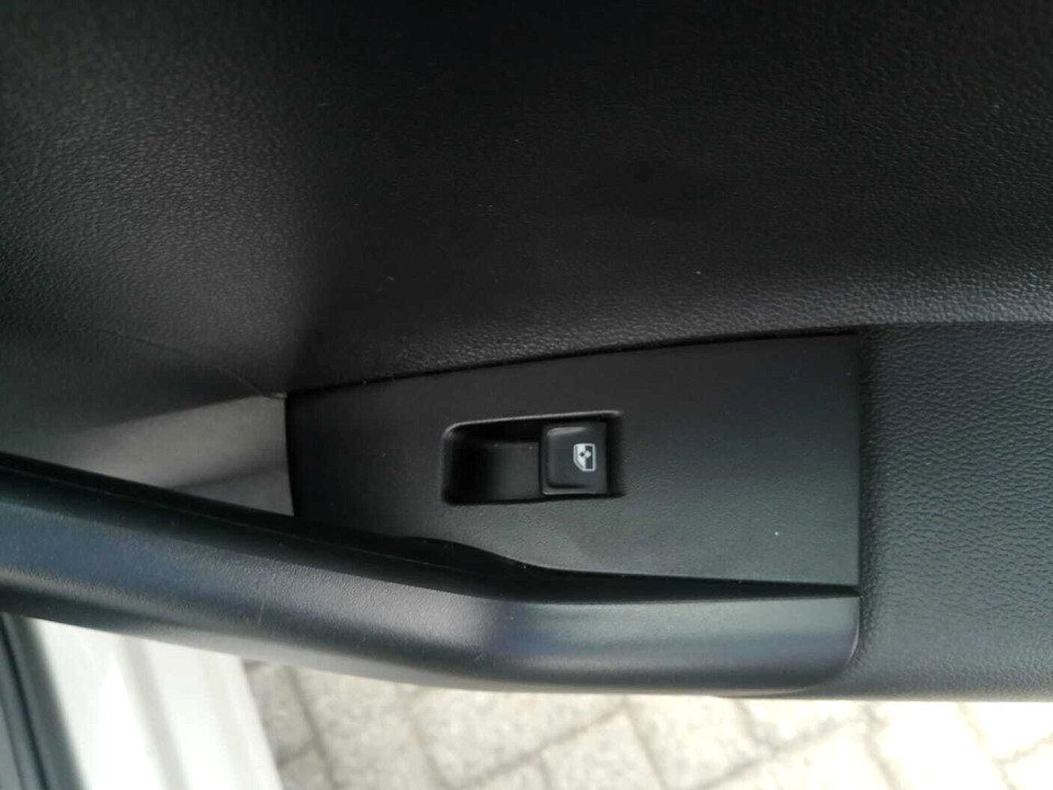 Photo 10 of 20