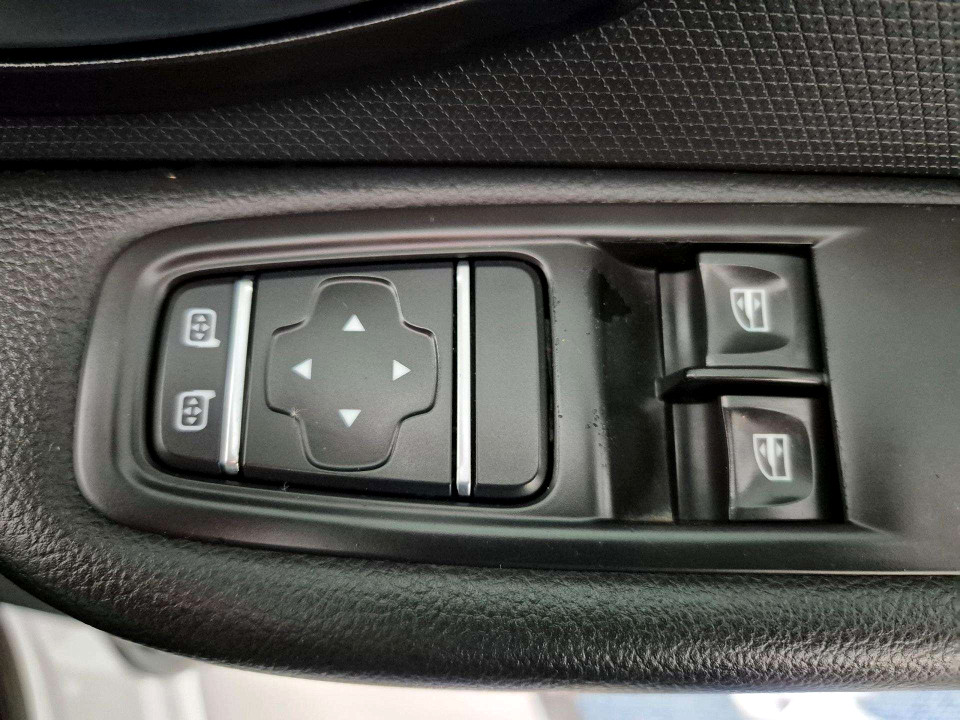 Photo 18 of 20