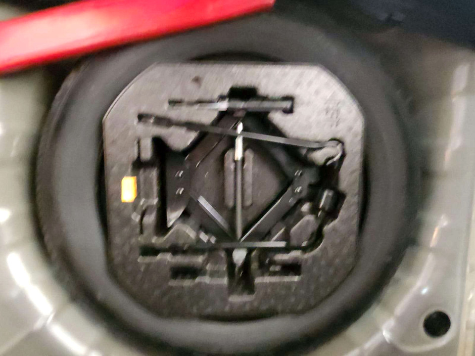 Photo 16 of 19
