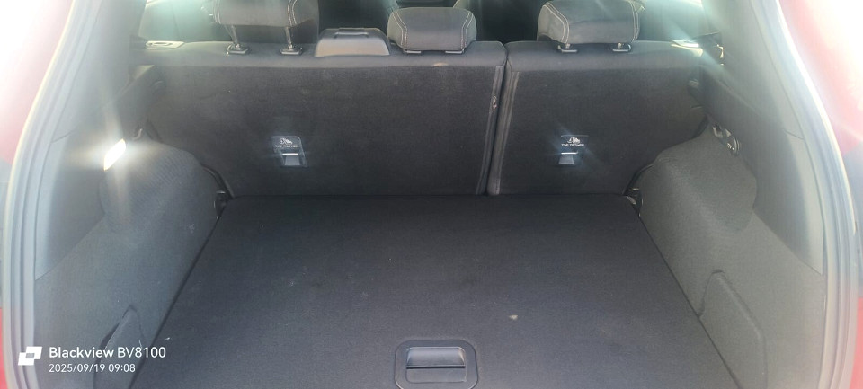 Photo 10 of 27