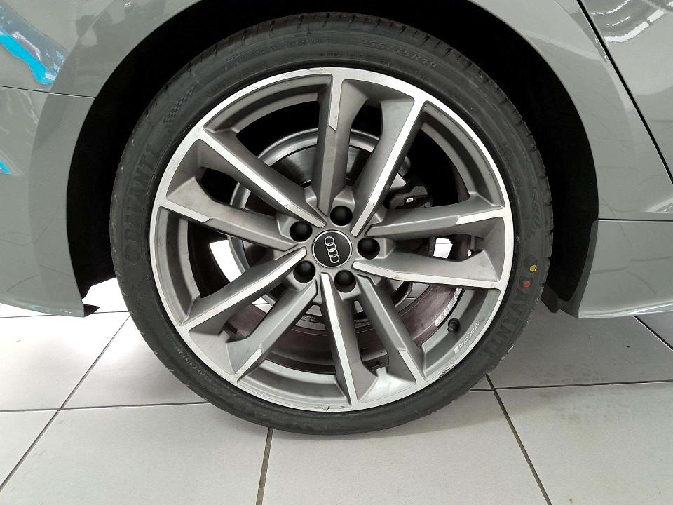 Photo 10 of 20