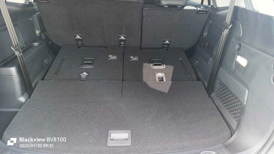 Photo 12 of 28
