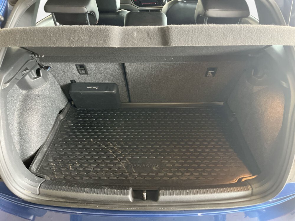 Photo 10 of 20
