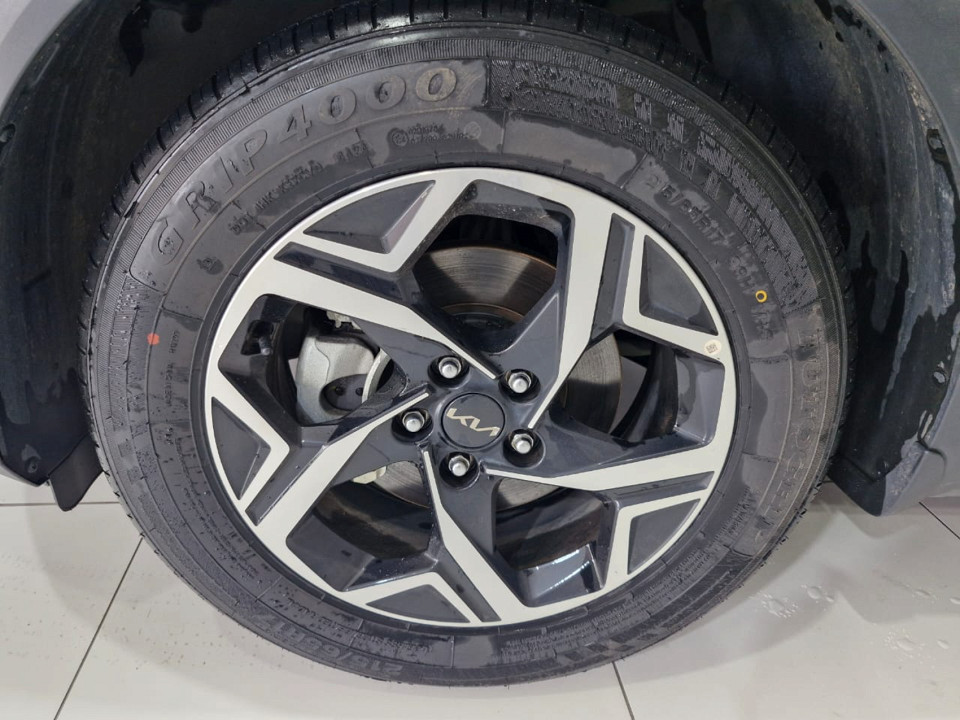 Photo 19 of 20