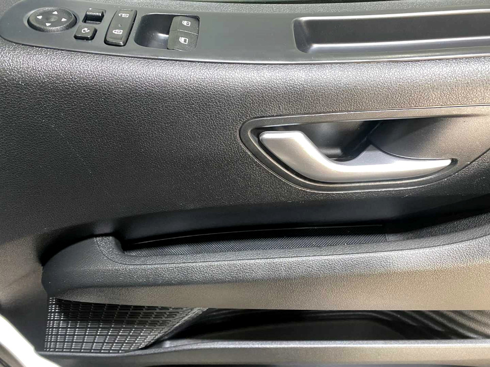 Photo 13 of 20