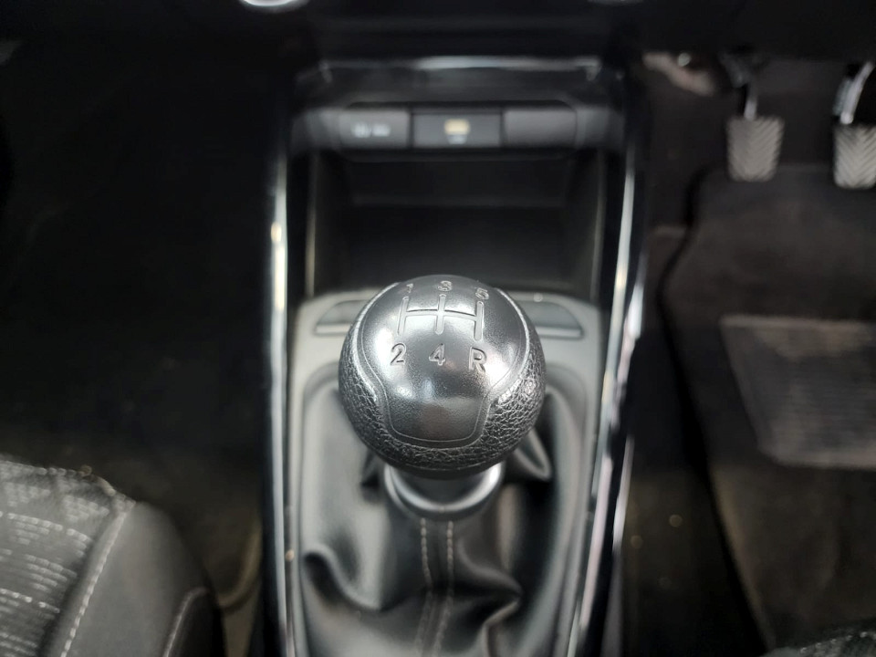 Photo 16 of 20