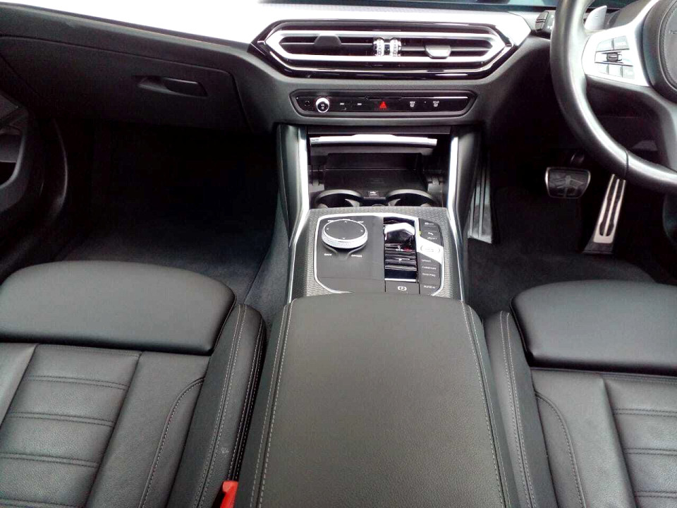 Photo 14 of 20