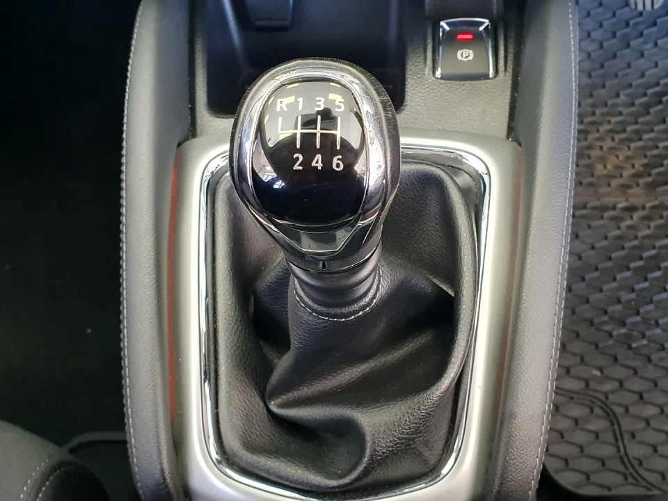 Photo 13 of 24