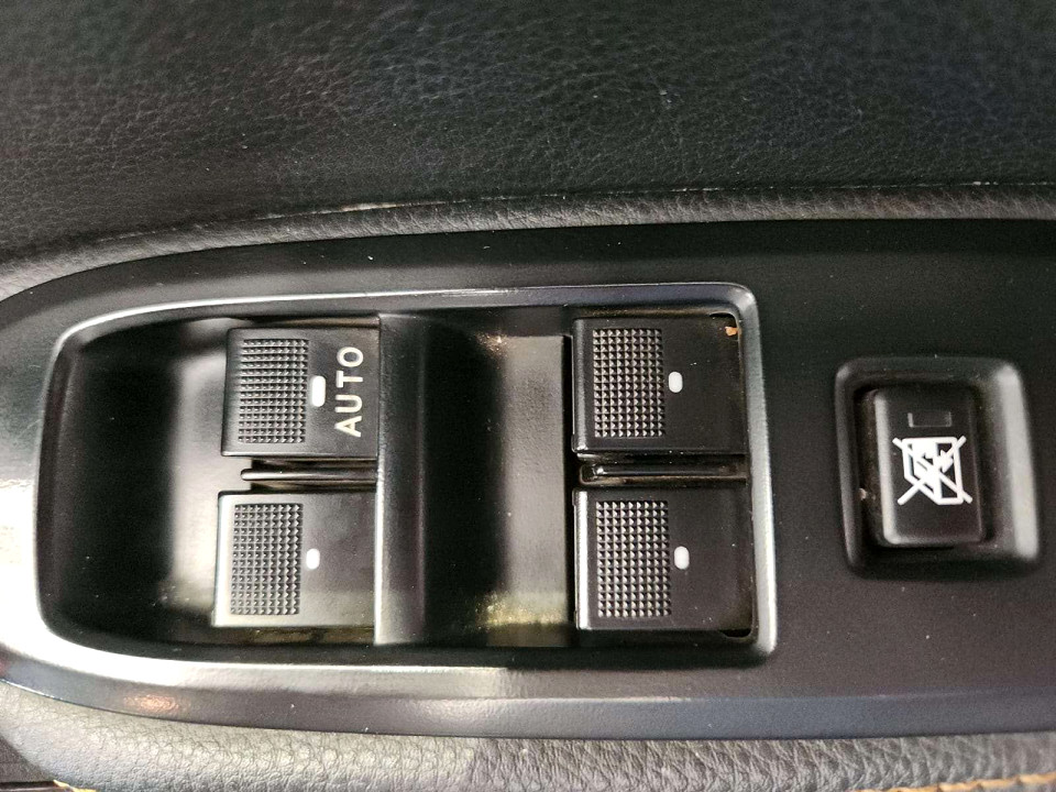 Photo 14 of 20