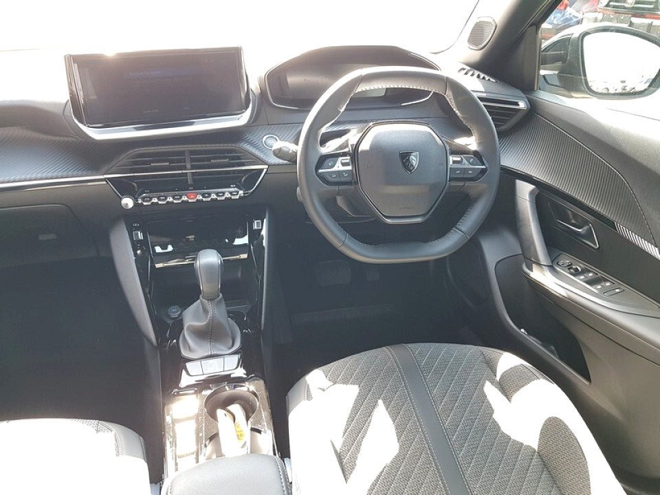 Photo 12 of 20